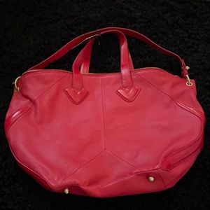 Red Red Red.  Pour la Victoire large bag.